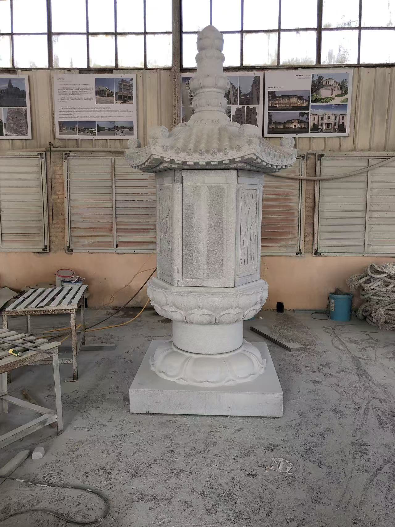 Ang mga tombstones na istilo ng Korea ay nakakakuha ng katanyagan