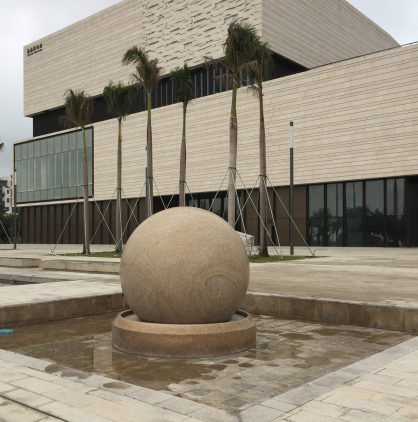 Ang Xingyan Stone Sculpture ay Lumilikha ng Pinakamalaking Feng Shui Ball sa Mainland China sa Zhuhai
