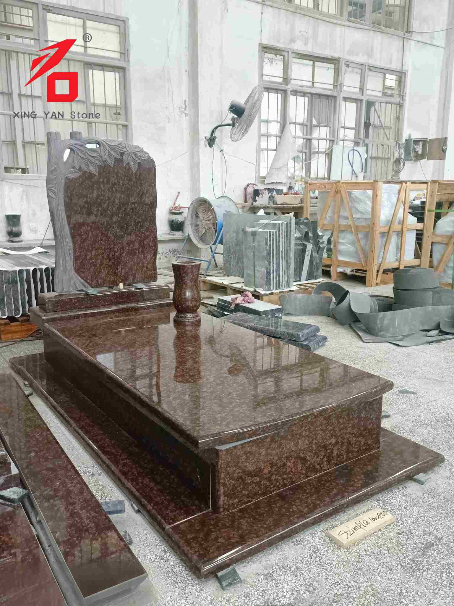 Brown Diamond Granite Artistic Tombstone