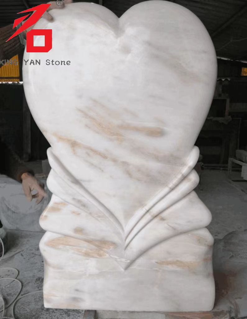 China Xingyan Heart Shaped Art Stone Inukit na Tombstone
