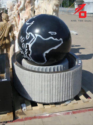 Fountain na may granite ball