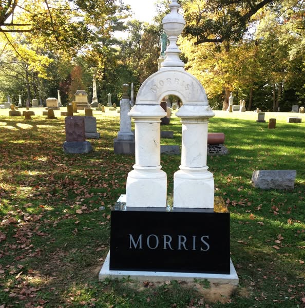 Xingyan American-style arched double-column family headstone