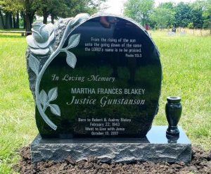 Xingyan na-customize na hubog na rosas na inukit na bato